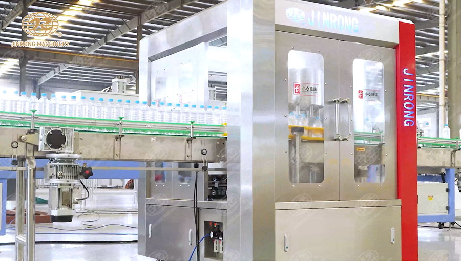 OPP熱熔膠貼標(biāo)設(shè)備-6